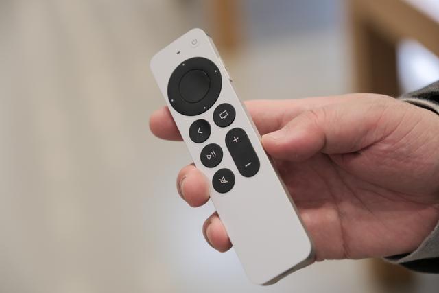 221104applestoretv_09