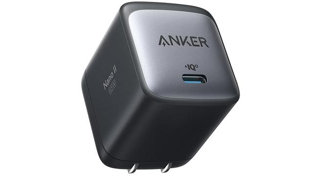 あらゆる機種に対応するAnkerのコンパクト充電器。超便利だからセール