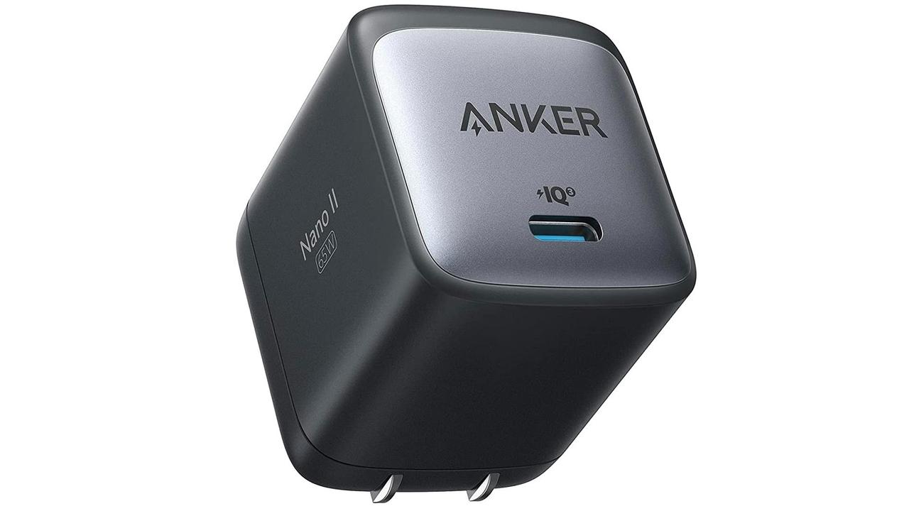 あらゆる機種に対応するAnkerのコンパクト充電器。超便利だからセールで手に入れて #Amazonブラックフライデー2022