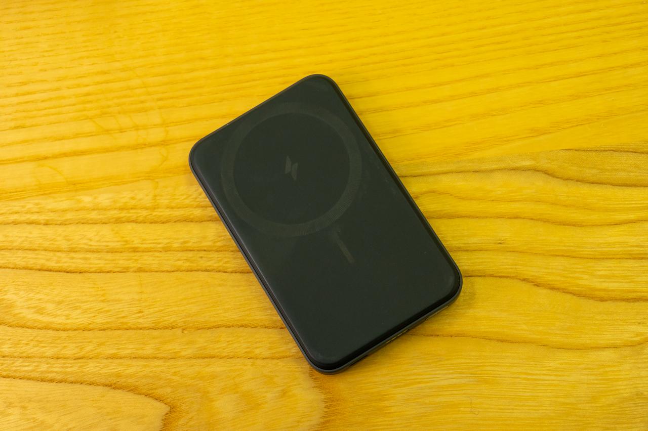 僕をMagSafeに目覚めさせてくれた、Ankerの充電スタンド 僕をMagSafeに目覚めさせてくれた、Ankerの充電スタンド