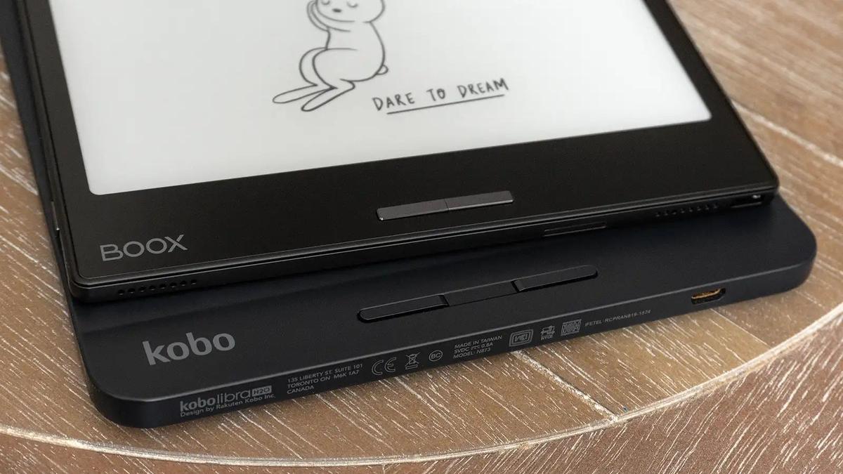 Kindleも他のアプリも入れられる電子書籍リーダー「Onyx Boox Leaf 2 