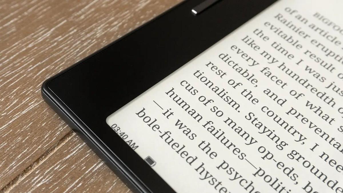 Kindleも他のアプリも入れられる電子書籍リーダー「Onyx Boox Leaf 2 