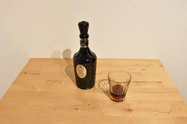 セント・トーマス島で生まれた180年の歴史を持つ｢A.H. Riiseラム｣を試飲してみた