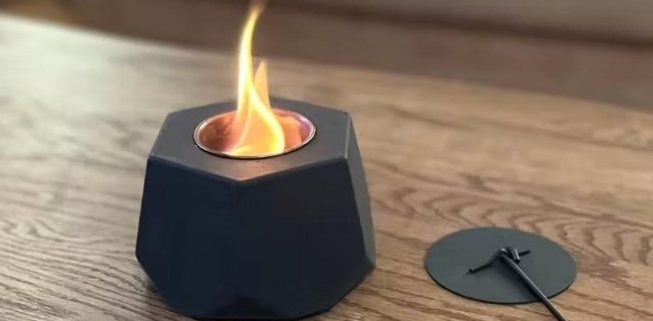 屋外、室内を問わず使えるコンパクトでスタイリッシュな焚火台「FIRE POT thumbnail