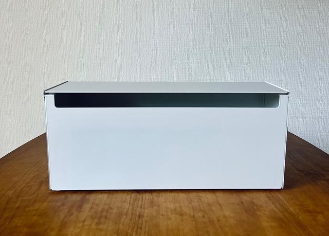 無印で売り切れ続出の“白い箱”で、部屋の中の生活感を撃退 