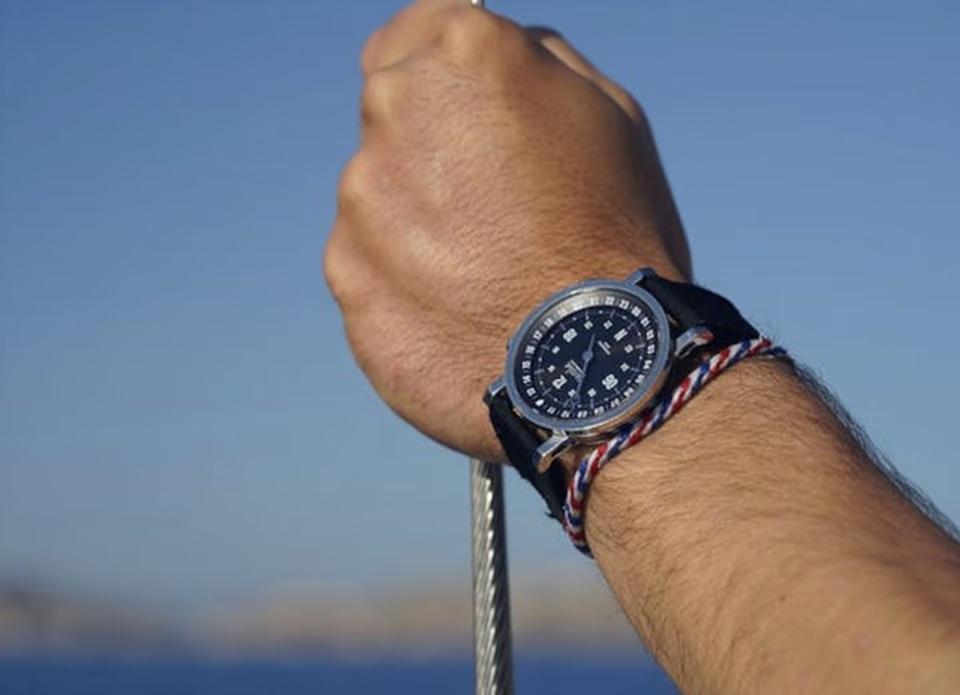 海底二万里』モチーフのハイセンスな1本！ 憧れのフランス製の機械式腕時計が登場 | ギズモード・ジャパン