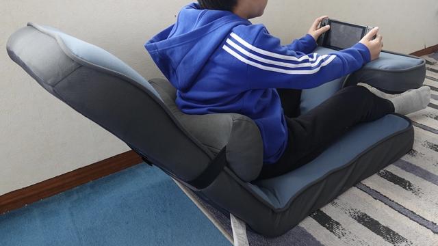 ゲーミングチェアならぬゲーミング座椅子という新提案。ゲームに仕事に