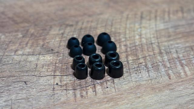 Stealth28HT04