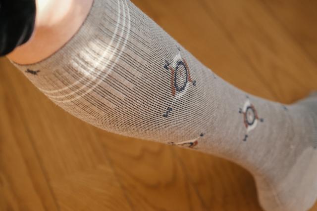 230120compsocks_03