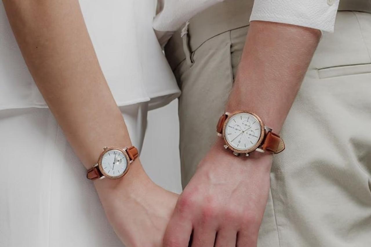 “天然木×ステンレス”の組み合わせが新鮮！ 経年変化であなただけの一点ものになる腕時計