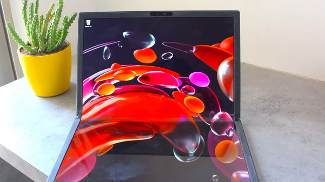 20230126ASUSZenbook17Foldable