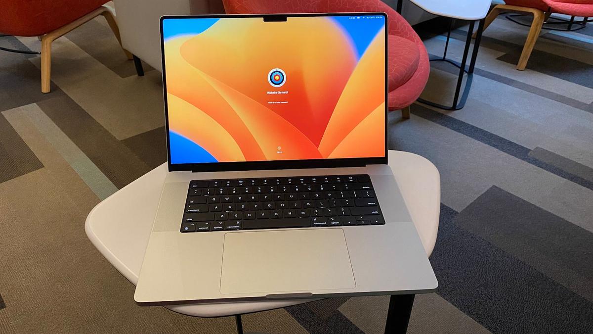 有機ELモデル待つかなー：MacBook Pro 2023レビュー | ギズモード 