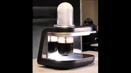 家でもリッチな味にこだわりたい。自動サイフォン式コーヒーマシン