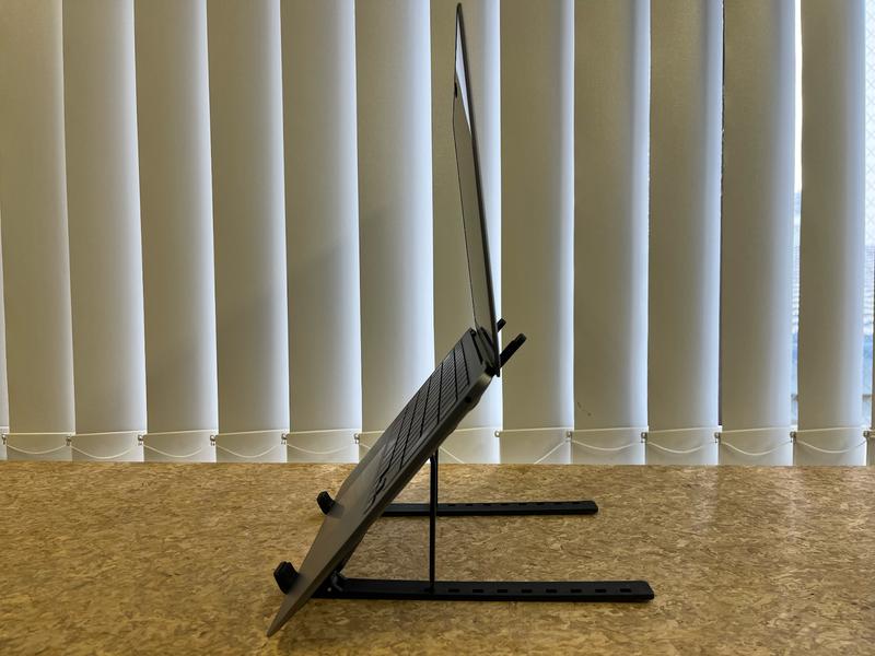 330円でPCスタンドデビューしたら、みんなが使う理由がわかった | ギズモード・ジャパン
