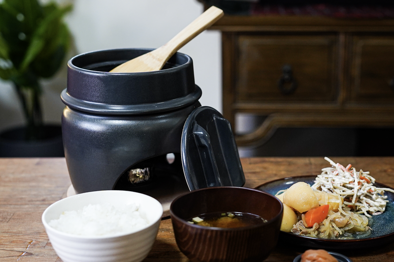 楽天市場】黒釉線紋4合炊きご飯釜 2.2L 二重蓋 萬古焼 ご飯鍋 炊飯鍋