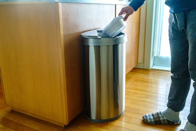 ニトリの「自動開閉センサー付きゴミ箱」が大容量で快適すぎる ニトリの「自動開閉センサー付きゴミ箱」が大容量で快適すぎる