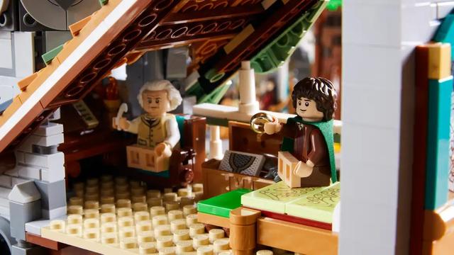 230210LOTRlego5