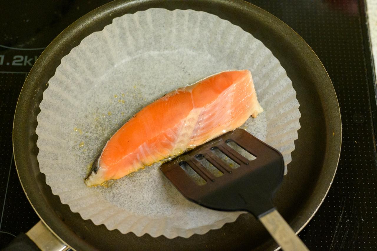 フライパンでおいしく魚を焼く、いちばん簡単な方法