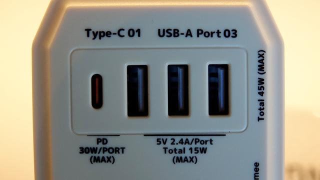 E90C39CE-6EF6-4F20-9743-3E039AD3E8BA_1_105_c