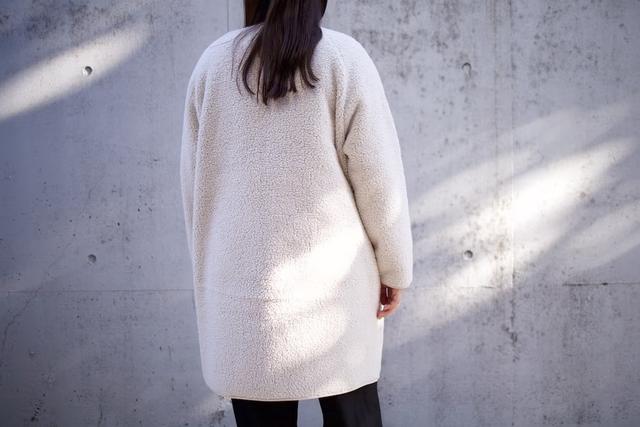 無印良品のボアコートが｢ダウンじゃない｣季節の最適解だった