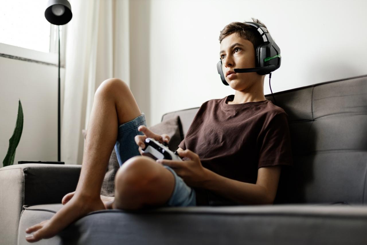 ソニー、ゲーマーの姿勢が悪いと通知をする特許を出願か