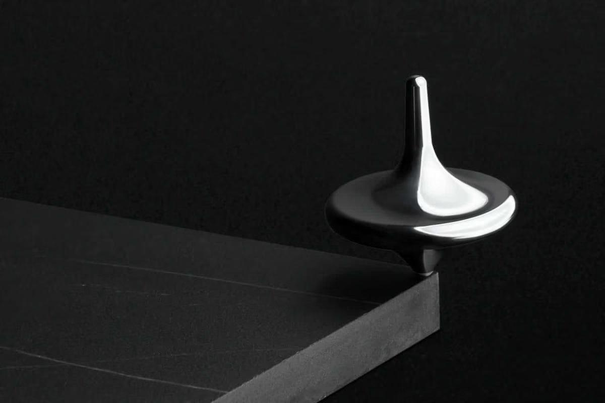 ✨美品✨使用1回のみ LIMBO リンボ 約60L ブラック デジタルタグ搭載 エレガントに回転し続ける魔法のコマ。イスラエル発｢LIMBO｣が登場