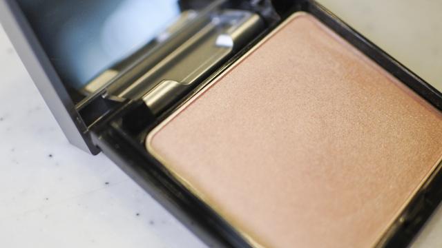 230328_andbe_luminizing_powder_01