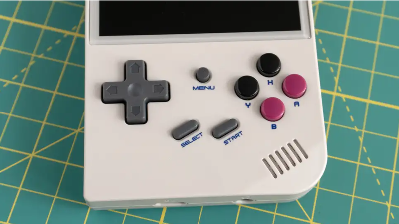 大人のゲームボーイ。レトロゲーム機「Anbernic RG35XX」レビュー