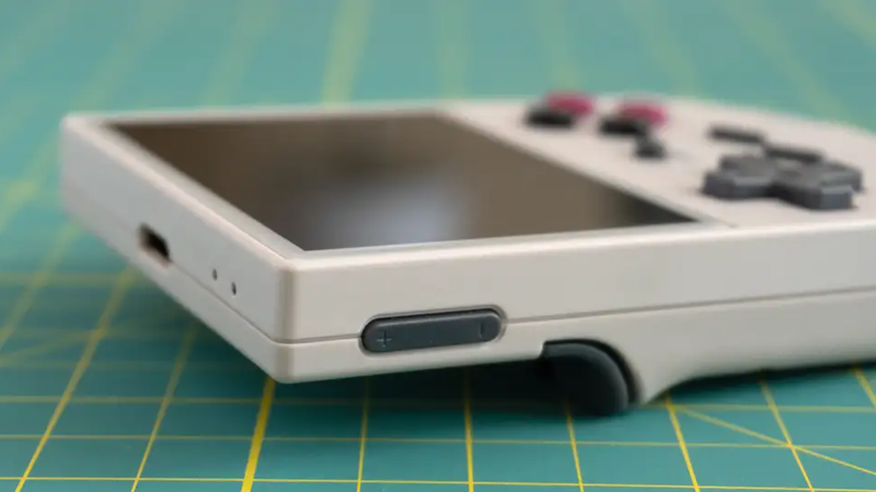 〇Ga左1142 レトロゲーム ミニゲーム機 9点まとめ レトロなミニゲーム機が驚きの若者売れ 知らない世界が新しい：日経