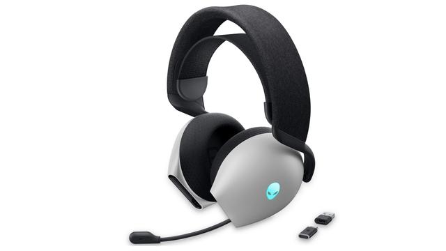 Dell Alienware AW720H ワイヤレスゲーミングヘッドセット ヘッドバンドが2重式で気持ちよさそうこのゲーミングヘッド