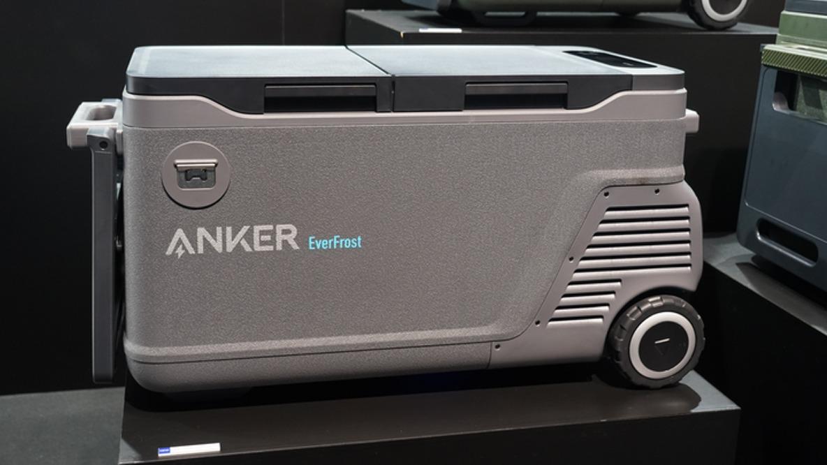 Ankerの新製品は、まさかの冷蔵庫！ マイナス20℃を持ち運ぼ 
