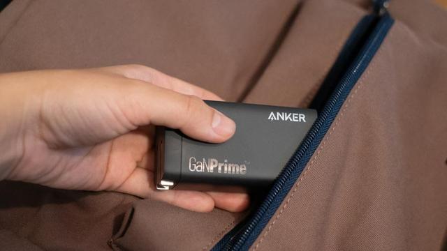 20221114_anker_120w-402
