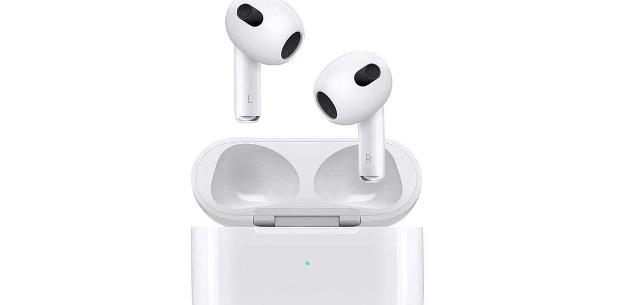 GWのご褒美をつかもう！ 最新AirPods（第3世代）が16％OFFです！