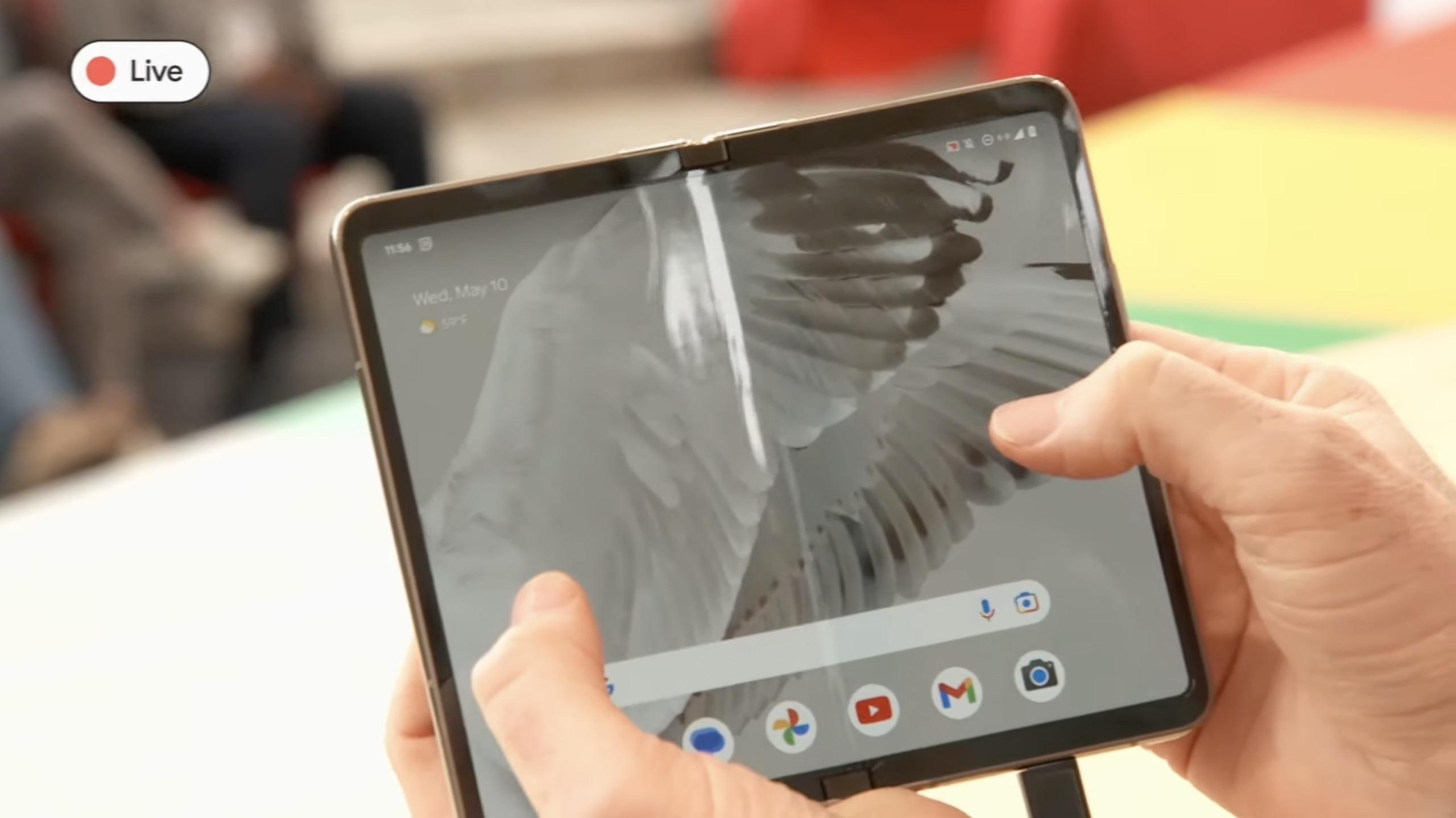 google pixel fold ポーセリン インナーディスプレイ不可 折りたたみスマホ「Google Pixel Fold」 閉じると5.8型、開くと