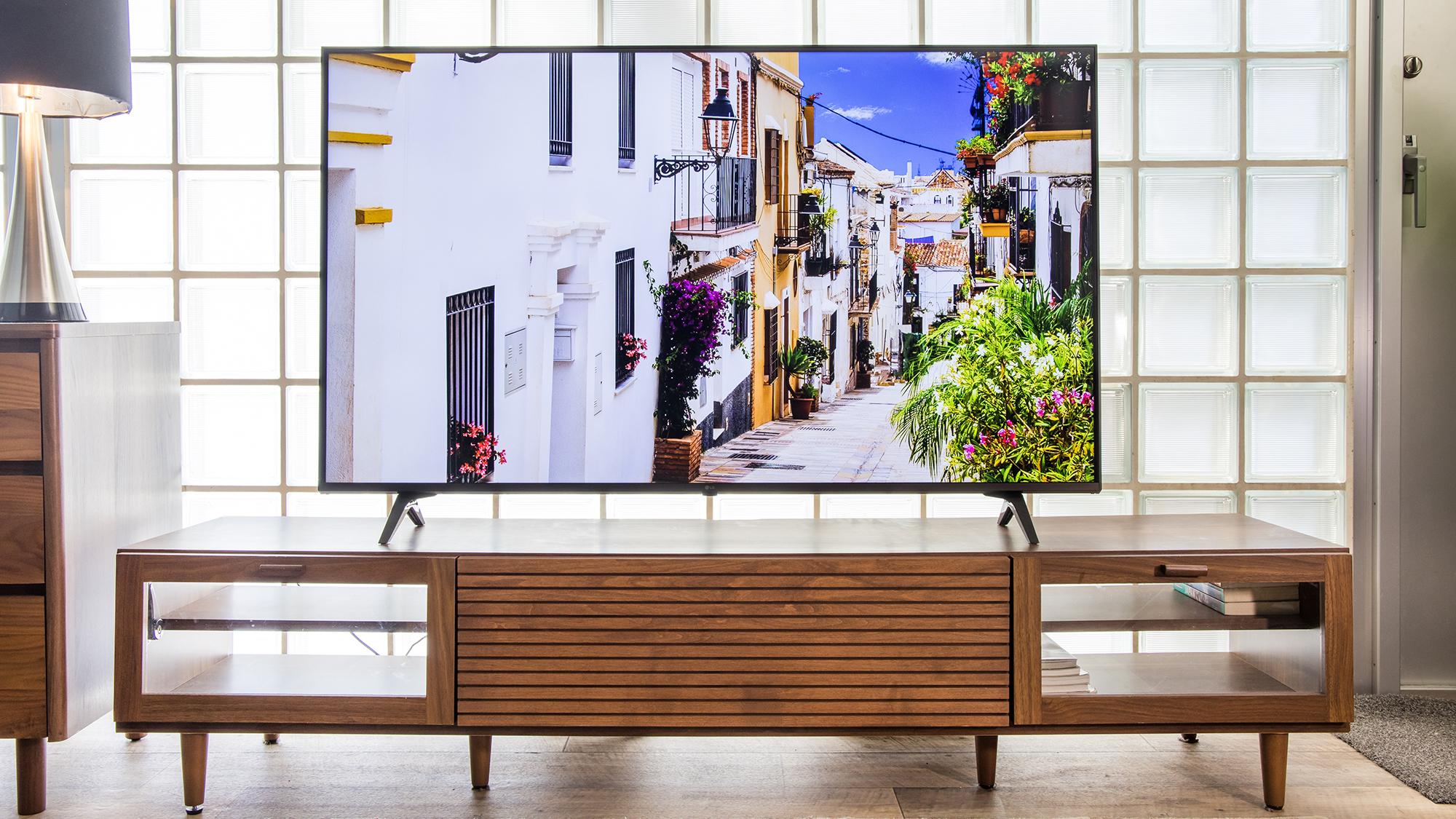 一人暮らし、二人暮らしにちょうどいいテレビは？と聞かれたらコレを