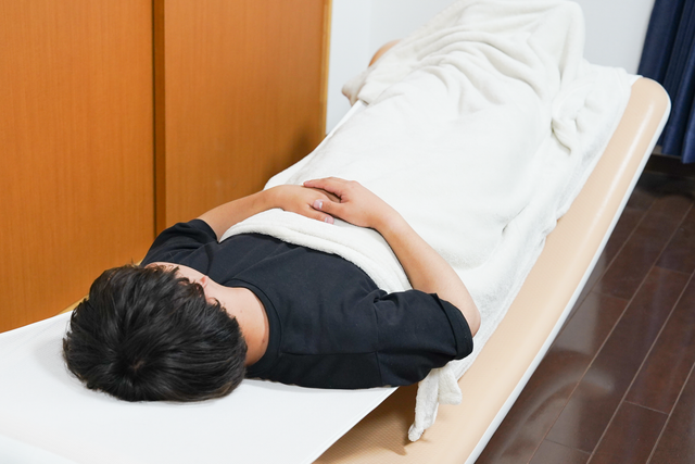 自宅でもアウトドアでもゆらゆらリラックス。空気を入れるだけで