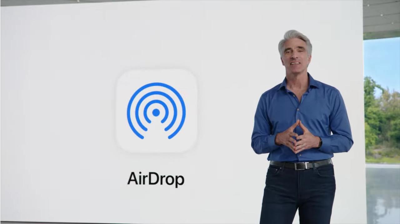AirDropがさらに便利に。これからはiPhone同士を近づけるだけ！ #WWDC23