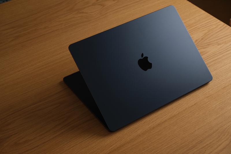 MacBook Air 15インチの実機を体験。これ1台あれば不自由しない