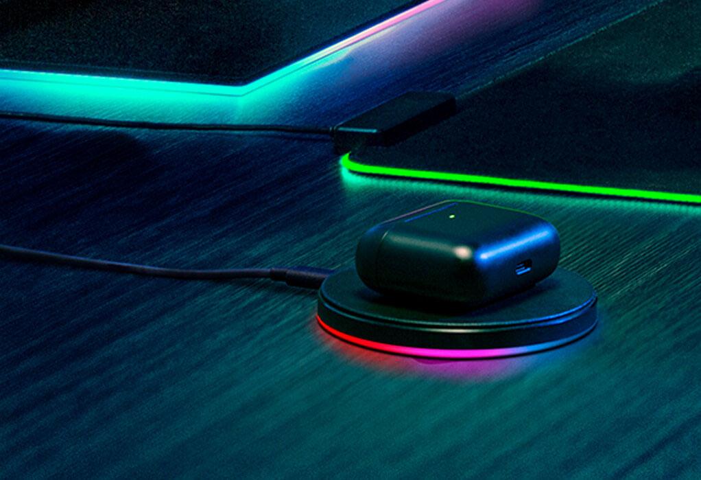 有線至上主義を覆す。Razerのワイヤレスイヤホン | ギズモード 有線至上主義を覆す。Razerのワイヤレスイヤホン | ギズモード