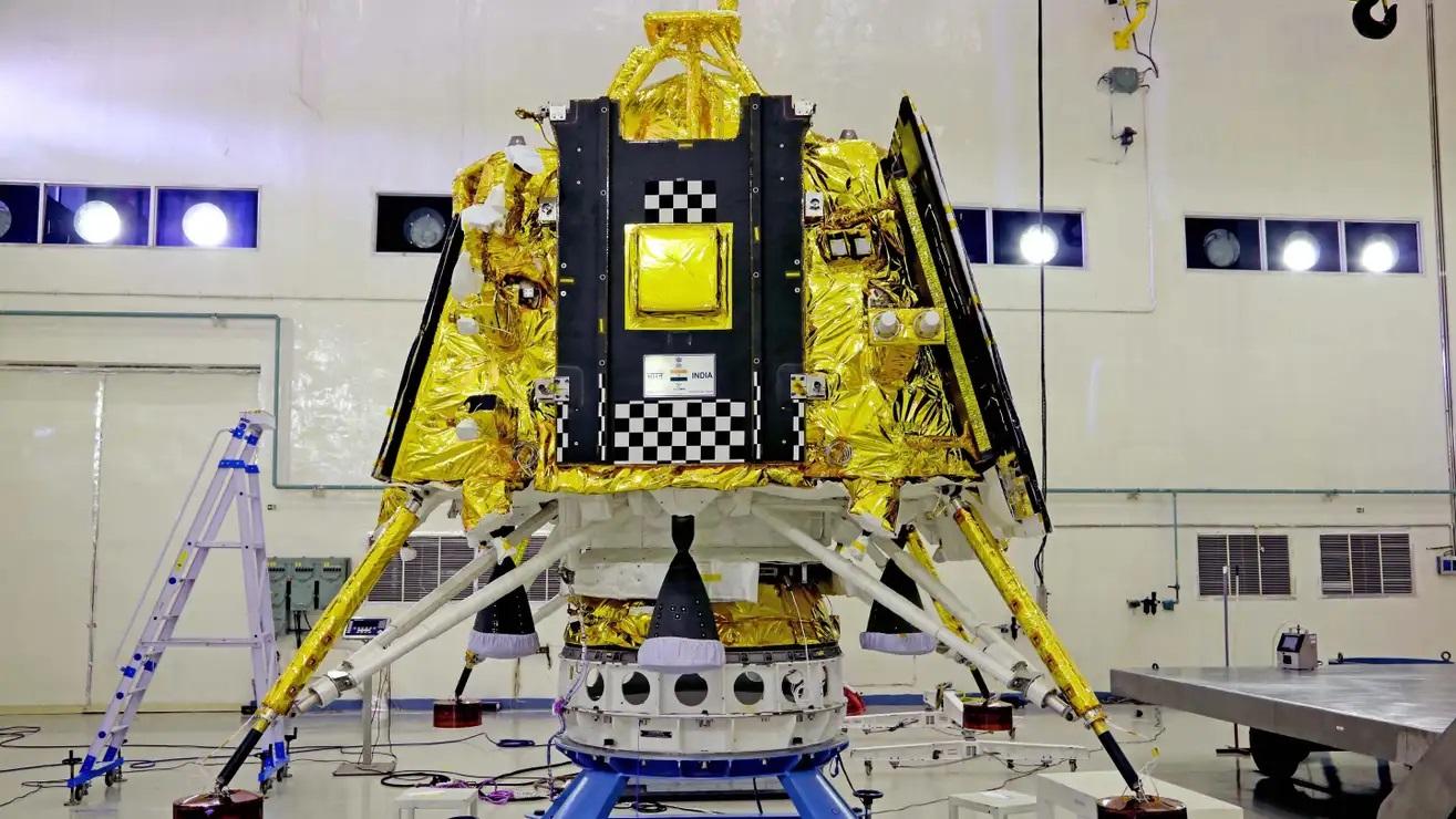 インドが月探査機を打ち上げ。成功すれば｢月面着陸した4番目の国｣に | ギズモード・ジャパン