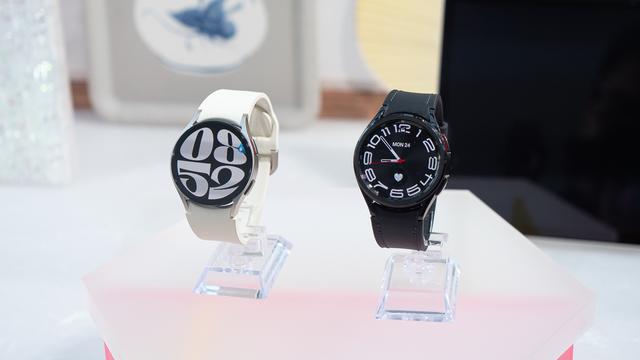 サムスンの新作スマートウォッチ｢Galaxy Watch6｣シリーズ。回転ベゼル 
