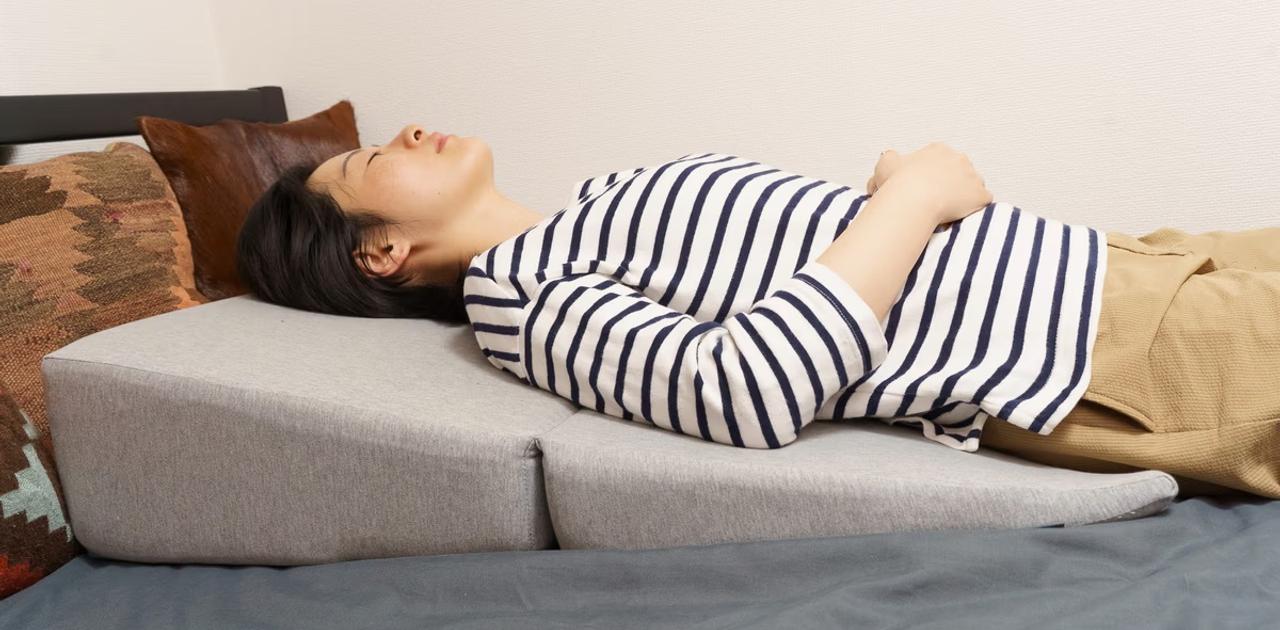 Dr.Shinウエッジピロー 睡眠の専門家＆医師とともに開発した三角 