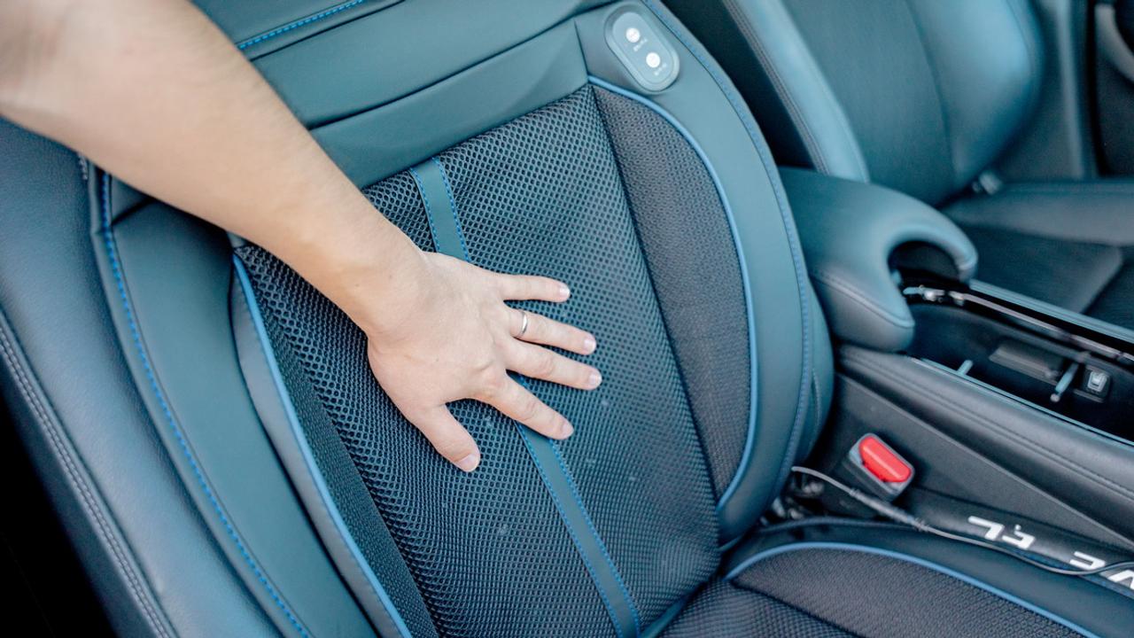 暑すぎる車内で｢お尻と背中の汗が止まらない問題｣を解決する、クールカーシート