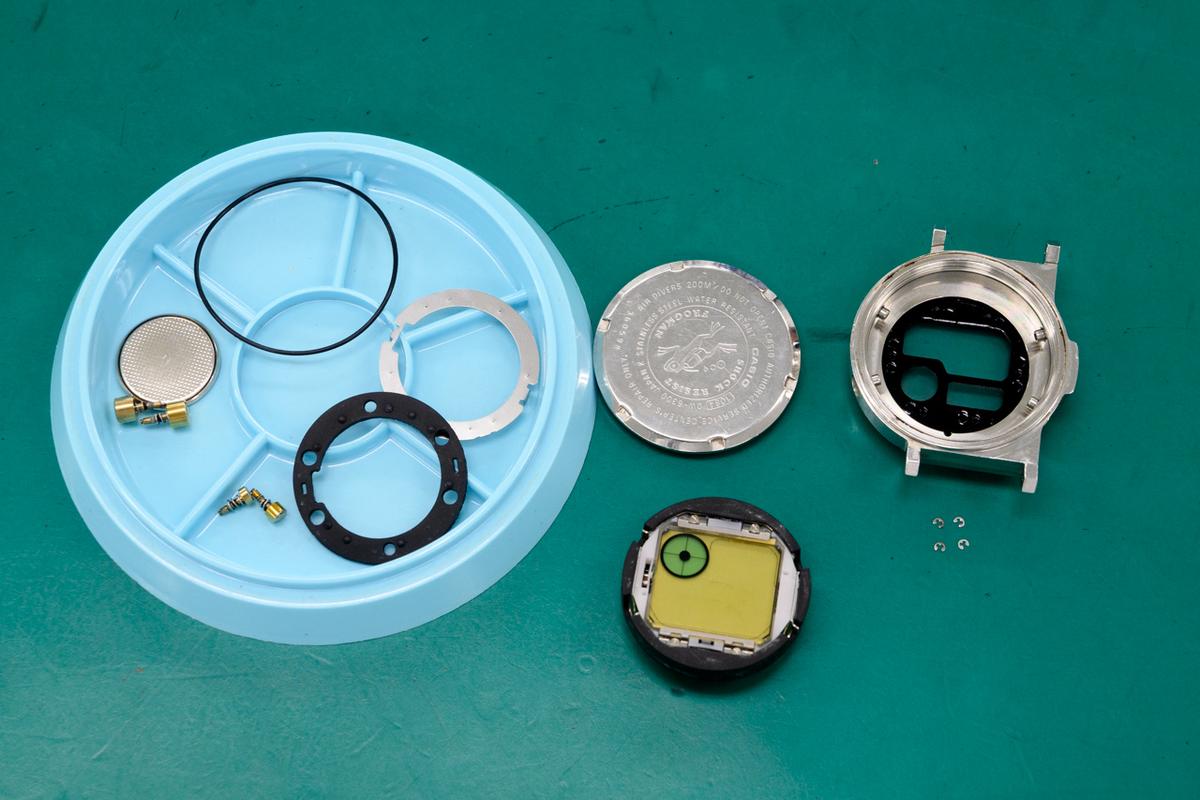 G-SHOCKの初代「FROGMAN」を再生する技術がハイテクすぎた 