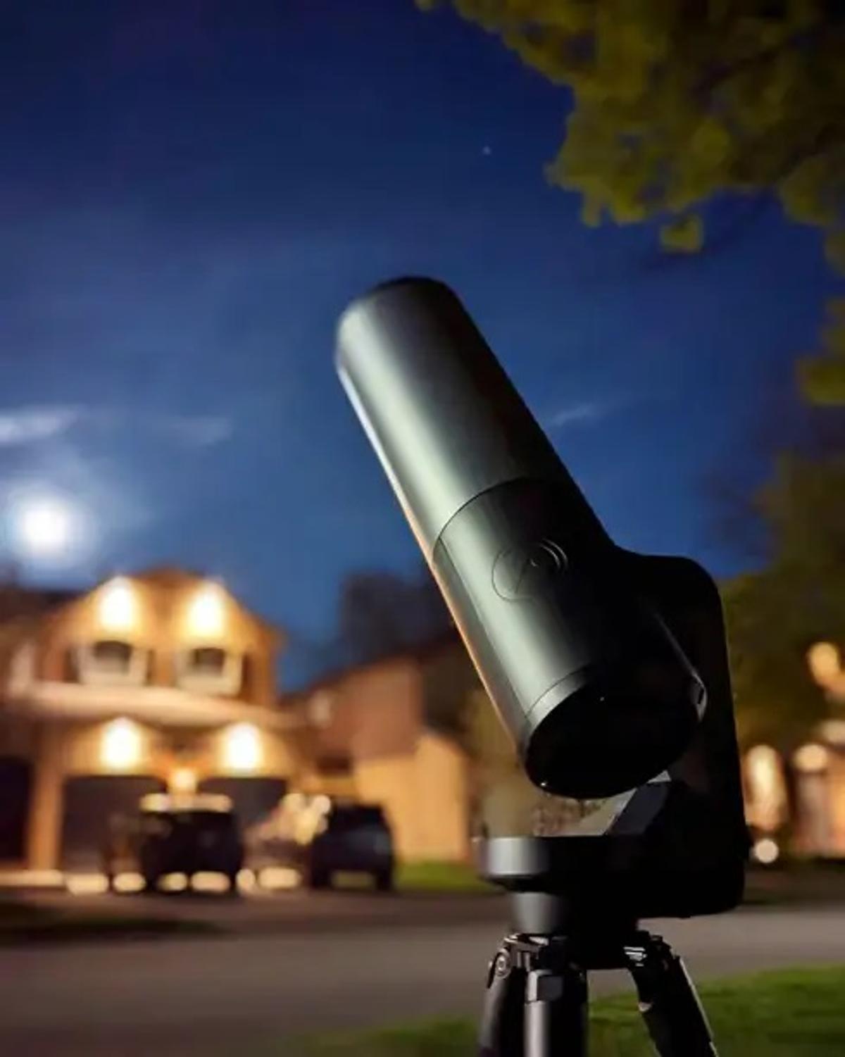 もっと星空を眺めたくなる。スマート天体望遠鏡「eQuinox2」レビュー 