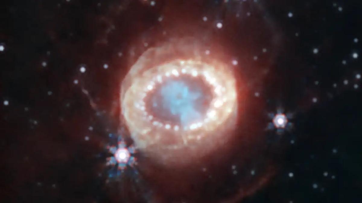 ウェッブ宇宙望遠鏡がとらえた超新星「SN 1987A」 | ギズモード・ジャパン