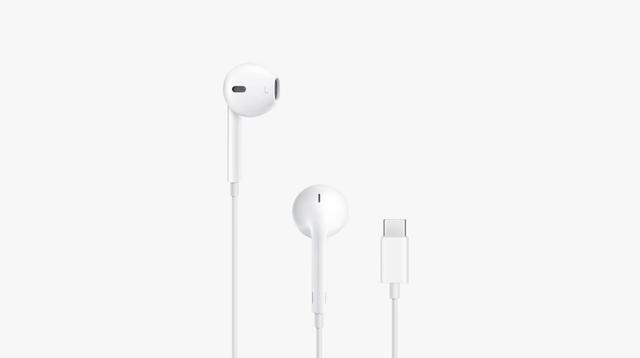 iPhone 15に続いてAirPods Pro(第2世代)もUSB-Cポート対応です iPhone 15に続いてAirPods Pro(第2世代)もUSB-Cポート対応です