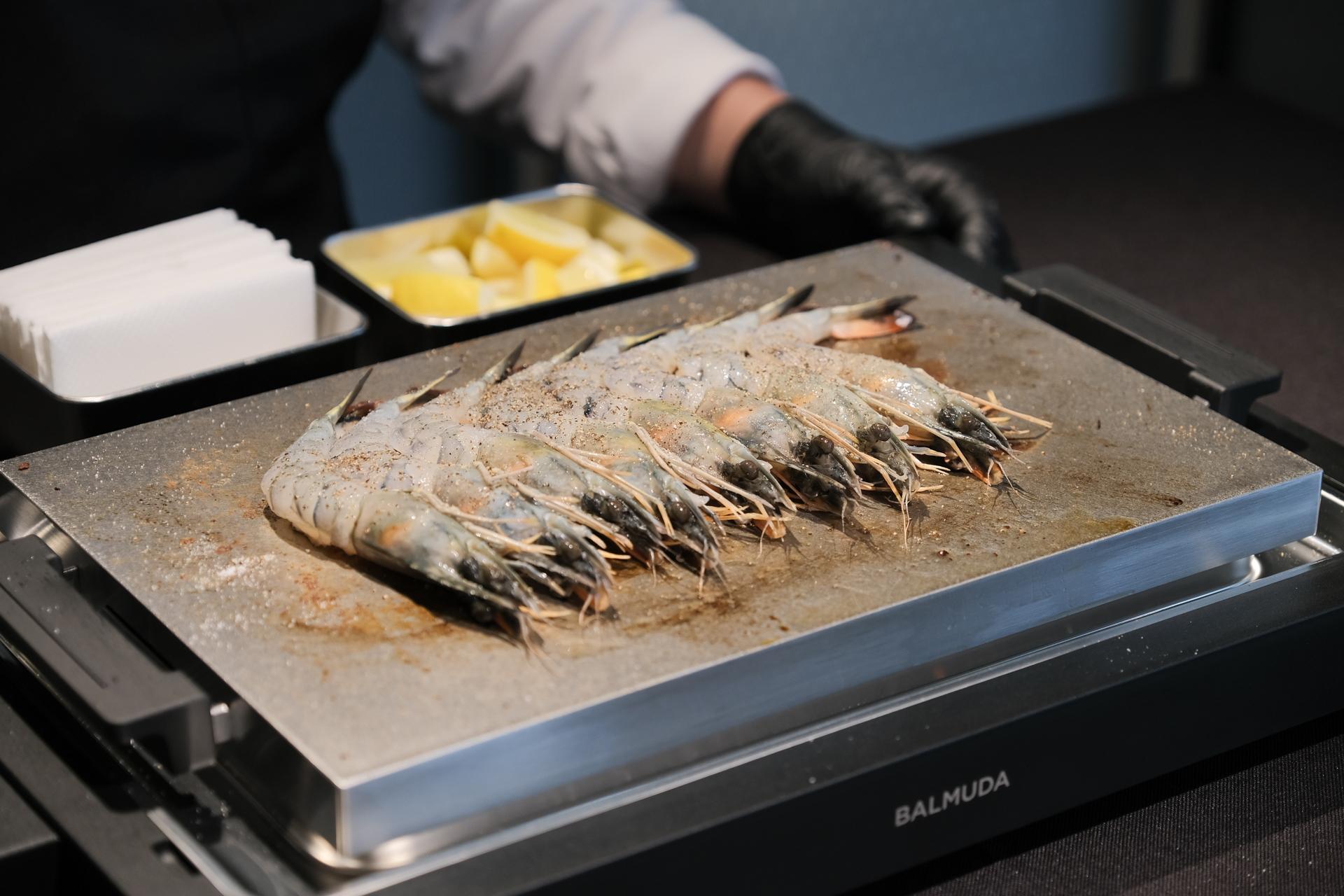 鉄板の厚み＝旨み。本気のホットプレート「BALMUDA The Plate Pro
