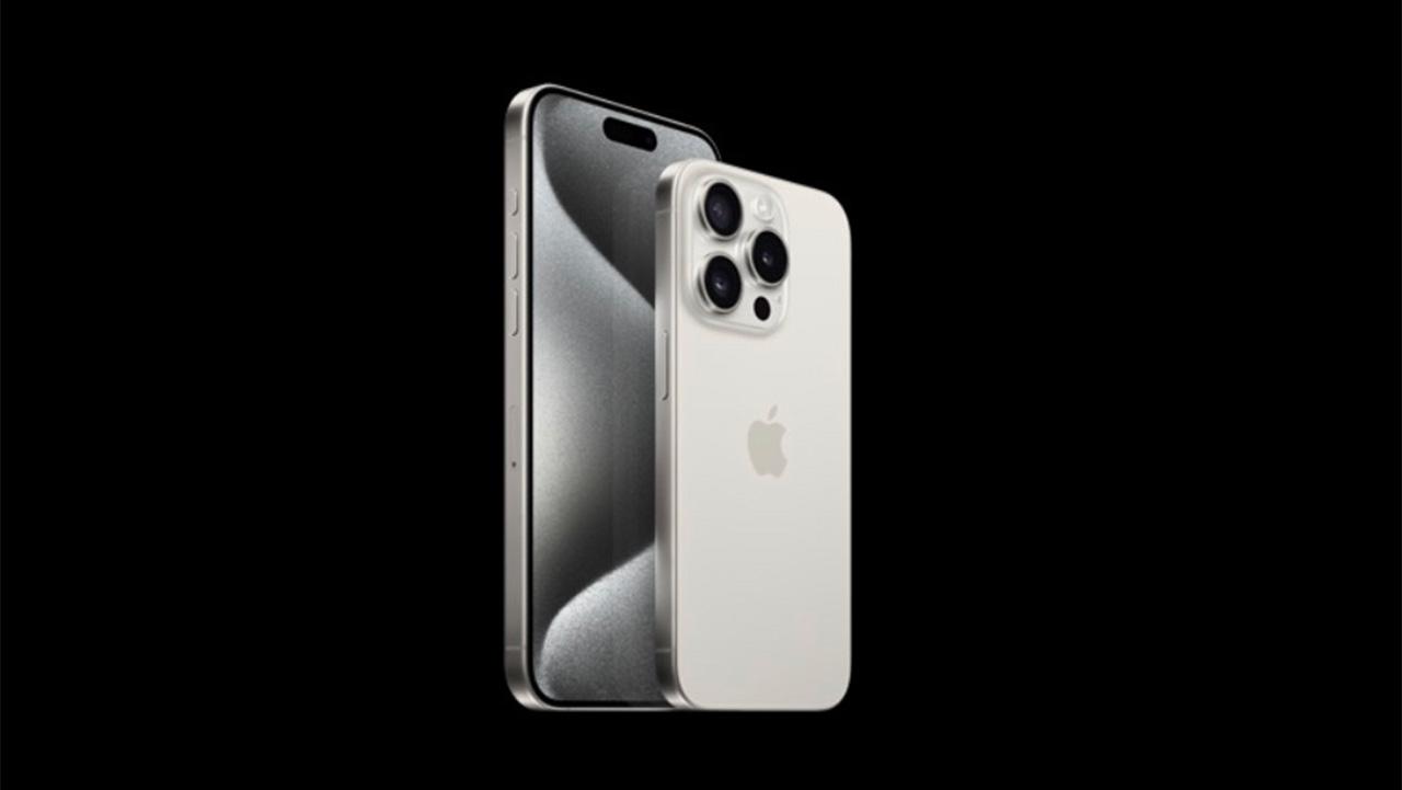 今年は｢iPhone 15 Pro｣一択です。長ーく使う予定だから！