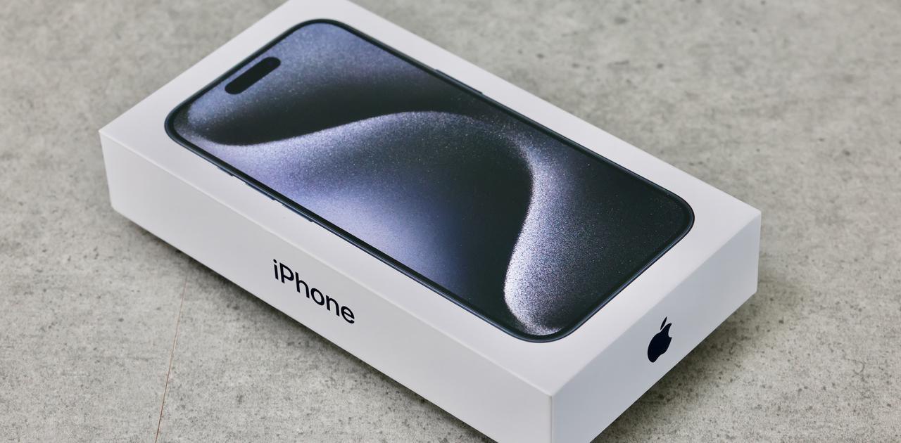 iPhone 15シリーズ、開封。手になじむチタンに萌えちぎる